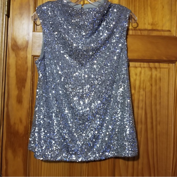 Silver sequin very sparkly top - Picture 7 of 12